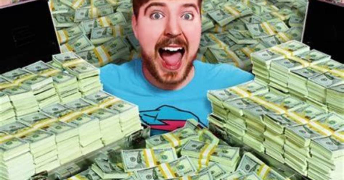 How Much Money Does Doug Llewelyn Make? Latest Doug Llewelyn Net Worth Income Salary
