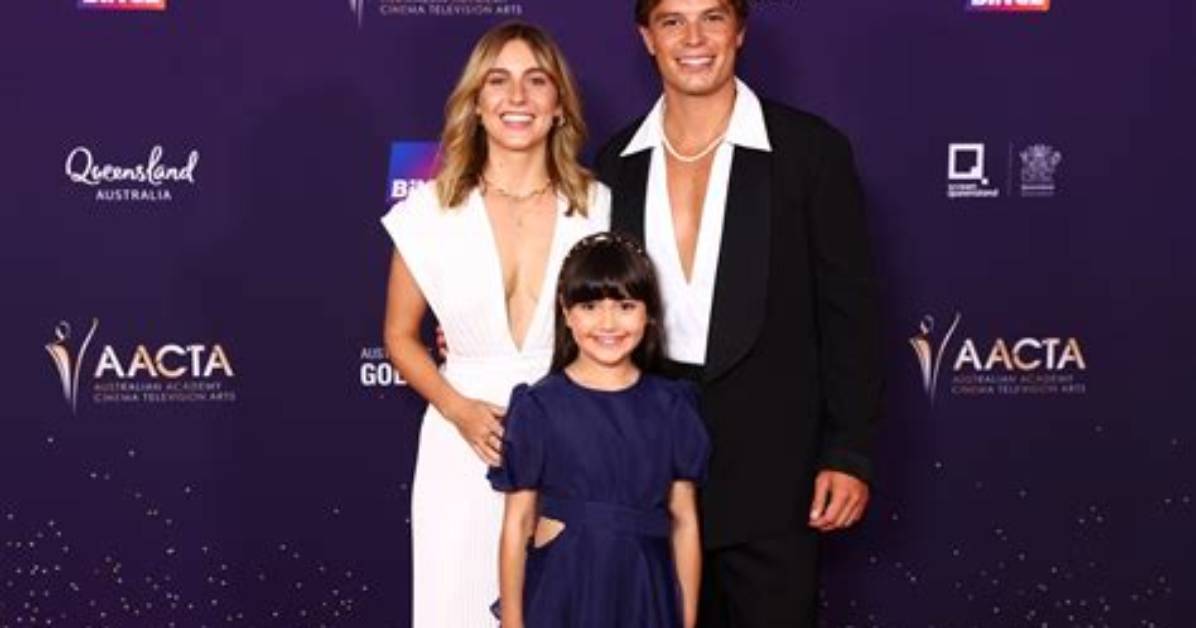 How Old Is Carlos Sanson Jr? Age and Wikipedia Biography of the Bump Actor