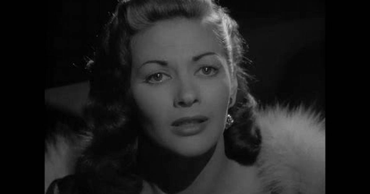 How Yvonne De Carlo Overcame Adversity and Became a Star