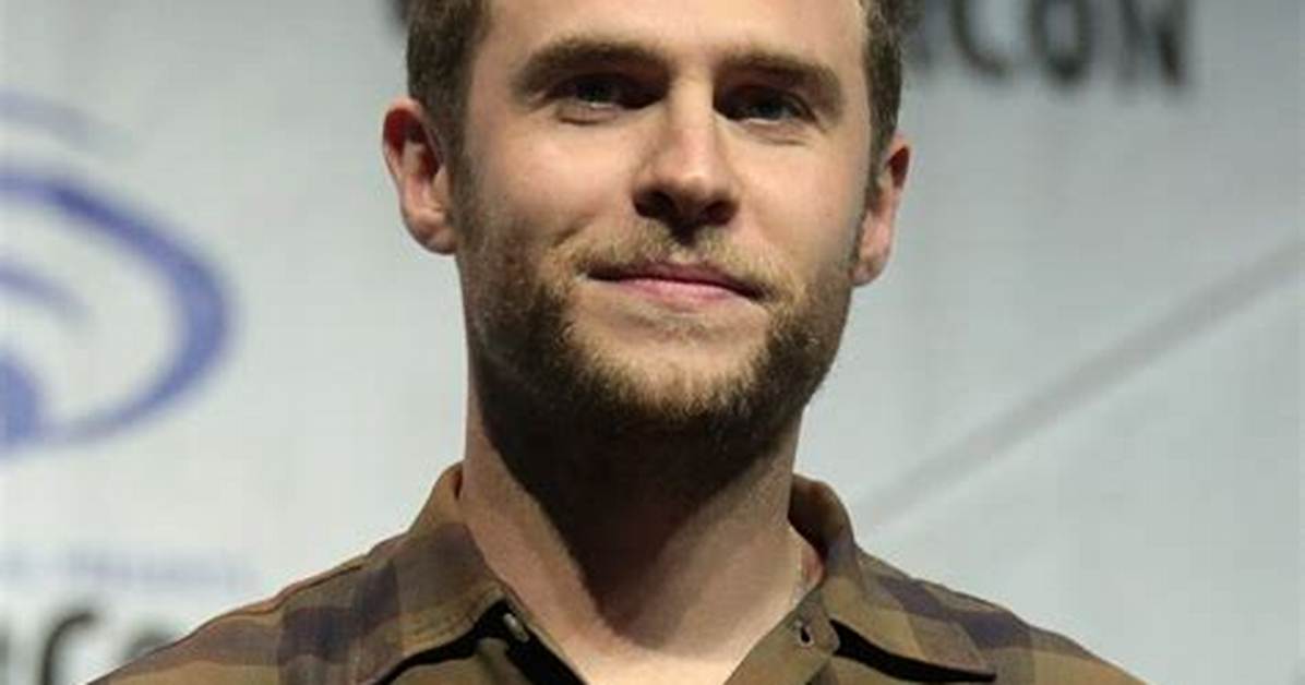 Iain De Caestecker Parents: Meet Linda De Caestecker