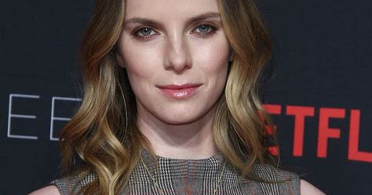 Is Betty Gilpin Related to Peri Gilpin? Family Ethnicity and Net Worth
