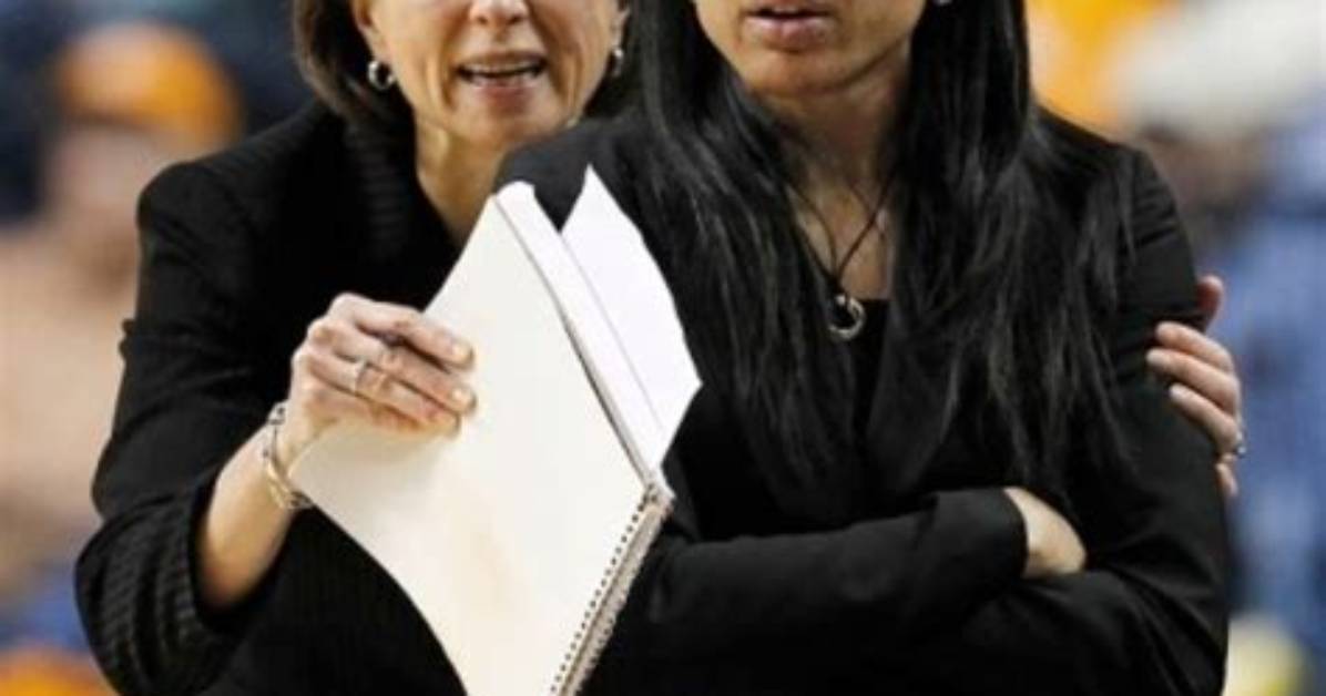 Is Dawn Staley Married: Who Is His Wife or Partner?