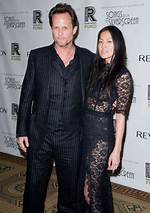 Is Dean Winters Married to Wife? or Dating a Girlfriend?