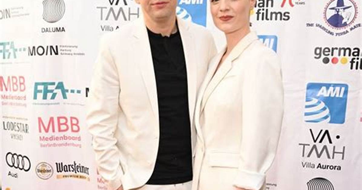 Is Leonie Benesch Married with a Husband? Partner of the Around the World in 80 Days Actress