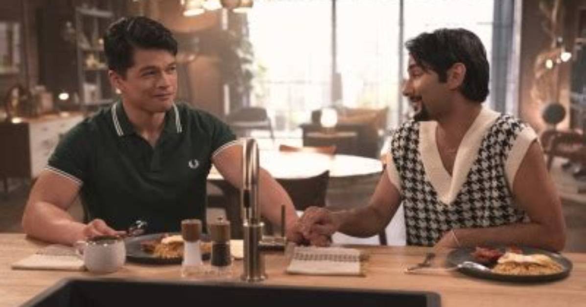 Is Mark Indelicato Gay? Boyfriend or Girlfriend – Hacks Actor Sexuality and Relationship