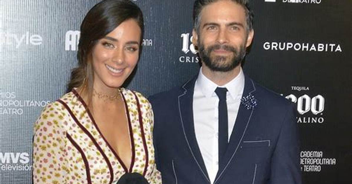 Is Osvaldo Benavides Gay? Meet His Wife & Instagram Family Pics