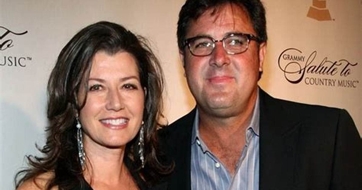 Is Vince Gill Married? Who Is His Wife? Daughter, Age, Height, Bio