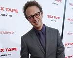 Jake Kasdan Biography, Age, Family, Parents, Wife Inara George, Height, Jumanji and Net Worth.