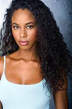 Jennifer C Holmes Age: Everything on Age Wiki, Biography Boyfriend Instagram