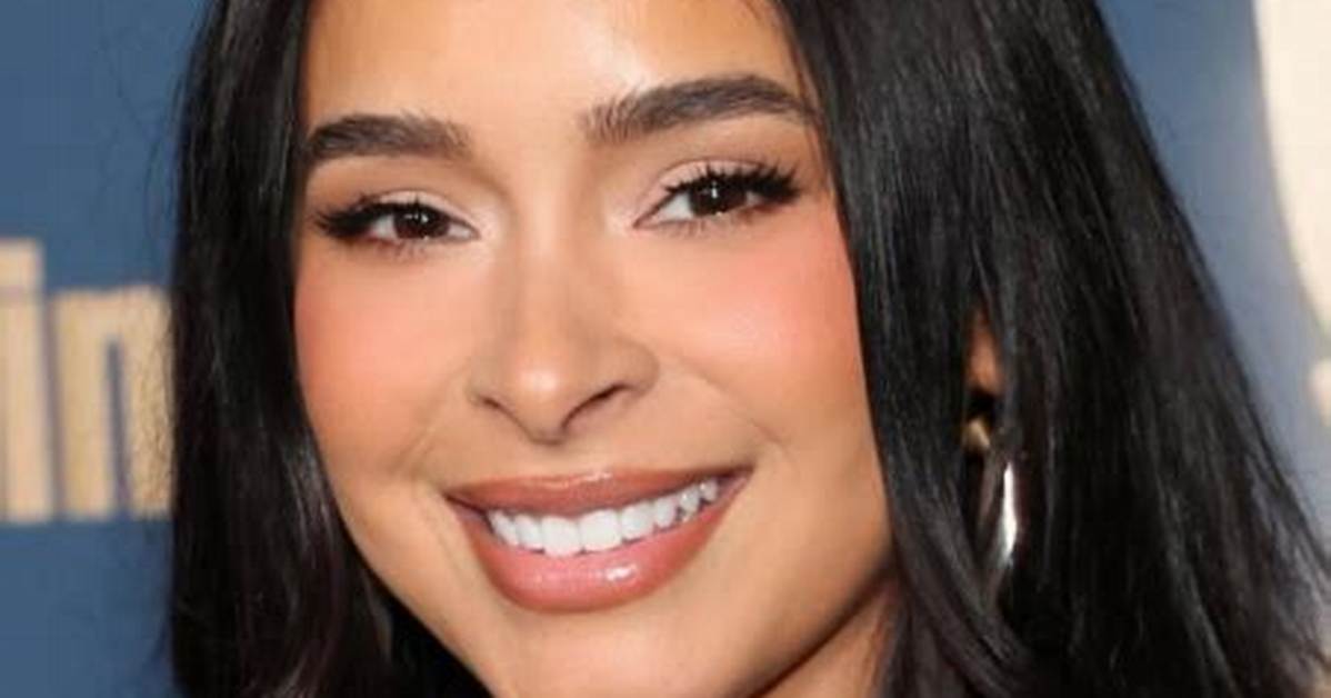 Jessica Caban – Bio, Family, Career, Friend, Net Worth, Net Worth