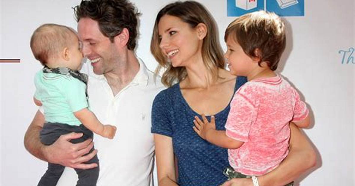 Jill Latiano – Biography, Family, Facts About Glenn Howerton’s Wife