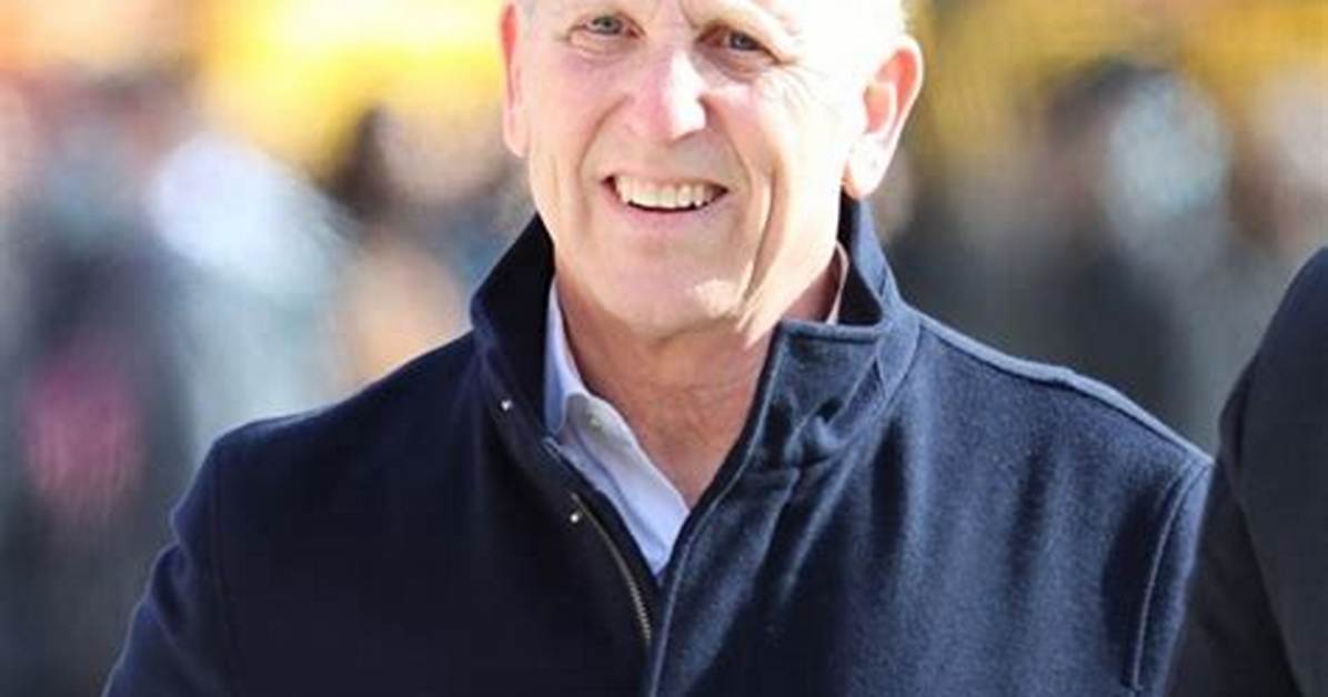 Joel Glazer Biography, Wikipedia, Net Worth, Wife and Family: Meet Wife Angela Glazer