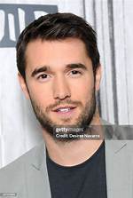Josh Bowman Bio, Time After Time, Doctor Who, Revenge, Daniel Grayson Actor, Movies, Tv Shows, Age and Wife
