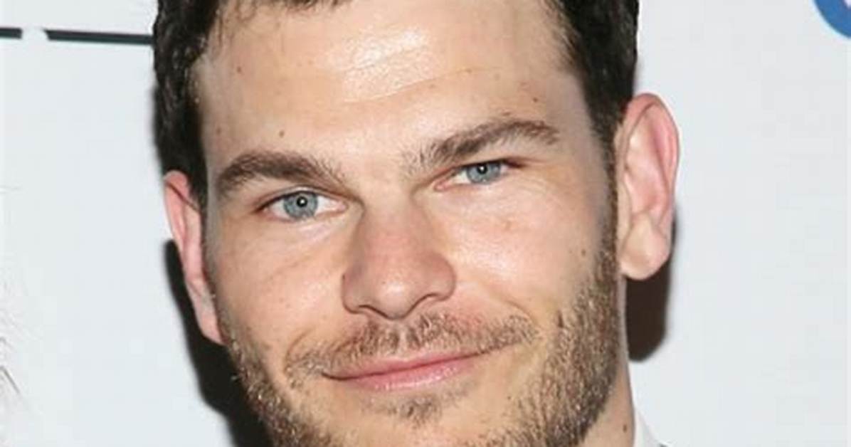 Josh Helman Bio, Wiki, Age, Height, Family, Wife, Net Worth and Movies