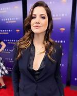 Julie Gonzalo Bio, Age, Height, Career, Personal Life, Heritage