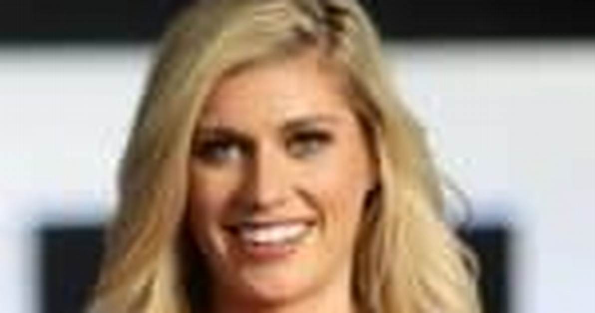 Kayce Smith Bio, Age, Husband, Boyfriend, Family, Espn, Barstool and Net Worth
