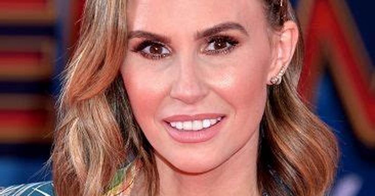 Keltie Knight Net Worth, Income, Salary, Earnings, Biography