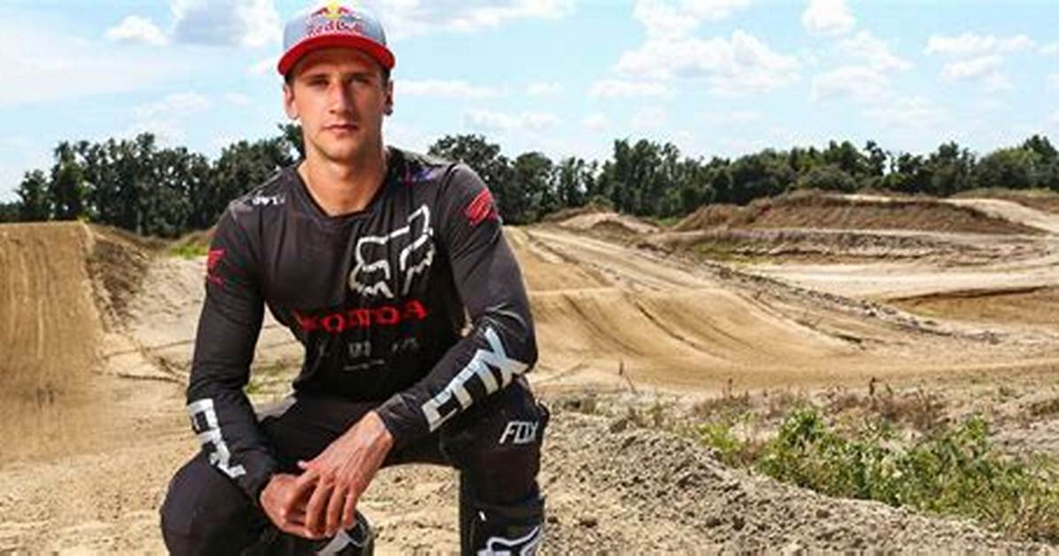 Ken Roczen Bio, Wiki, Age, Height, Arm, Surgery, Wife, Salary, Net Worth