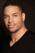 Kevin Hodge Bio, Wiki, Age, Height, Wife, Family, Kids, Brother, Hodgetwins, Workout, and Net Worth.