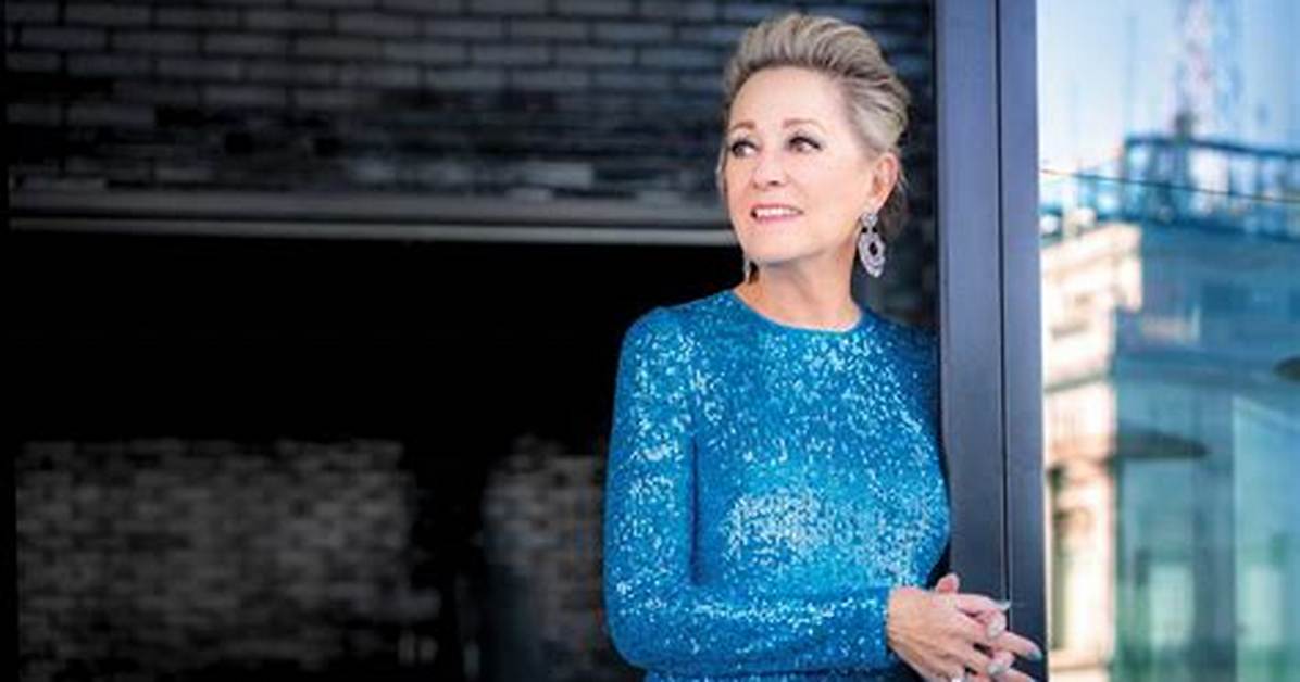 Kim Lemon Bio, Age, Family, Education, Wgal, Husband and Net Worth.