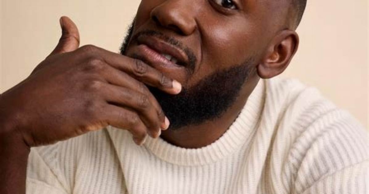 Lamorne Morris Height: How Tall Is Lamorne Morris?
