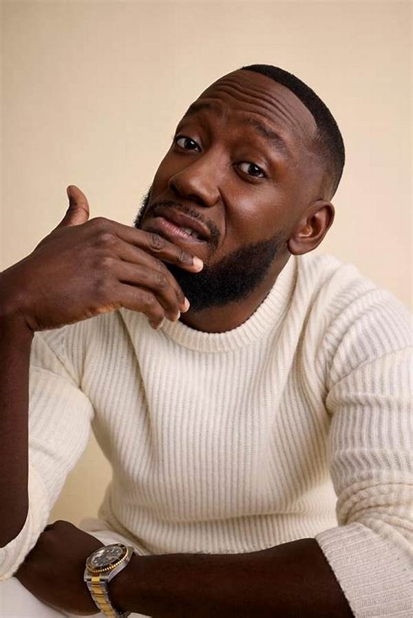 Lamorne Morris Height: How Tall Is Lamorne Morris?
