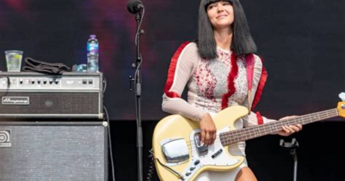 Laura Lee Khruangbin Announces Pregnancy in an Iconic Instagram Post