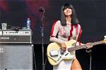 Laura Lee Khruangbin Announces Pregnancy in an Iconic Instagram Post