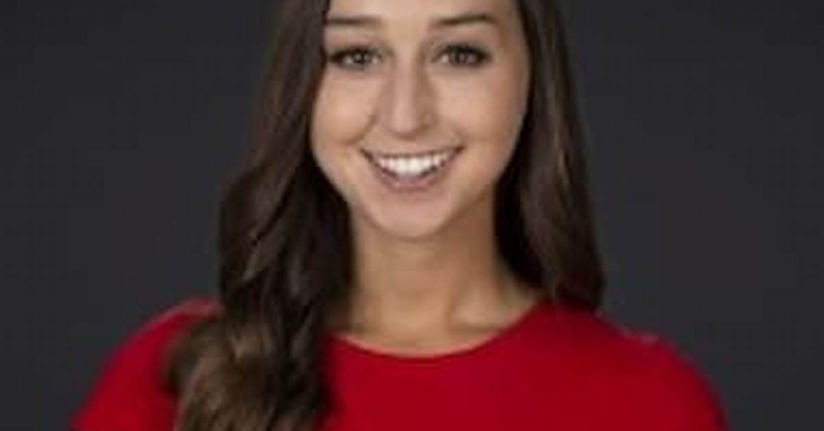 Lauren Hope Bio, Wiki, Age, Height, Weight, Husband, Family, Nbc2, Salary and Net Worth.