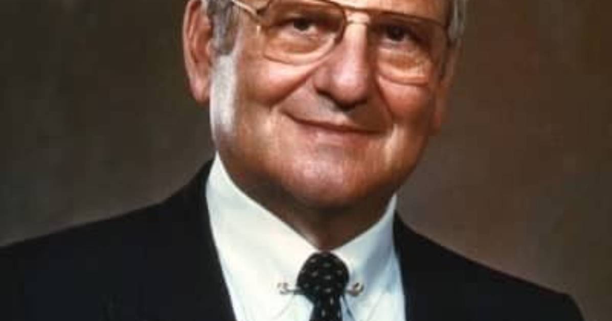 Lee Iacocca Bio, Age, Net Worth, Spouse, Book, Health, Quotes, Delorean