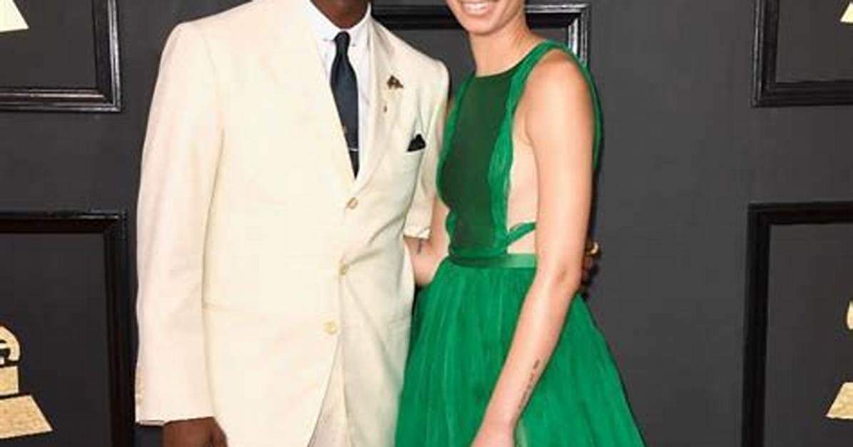Leon Bridges Girlfriend Age Real Name and Net Worth- Meet the Singer on Instagram