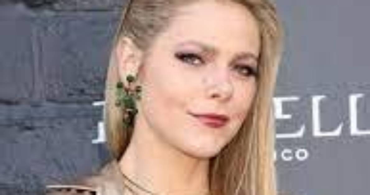 Lily Cowles Biography, Age, Family, Birthday, Height, Net Worth, Movies, Braindead