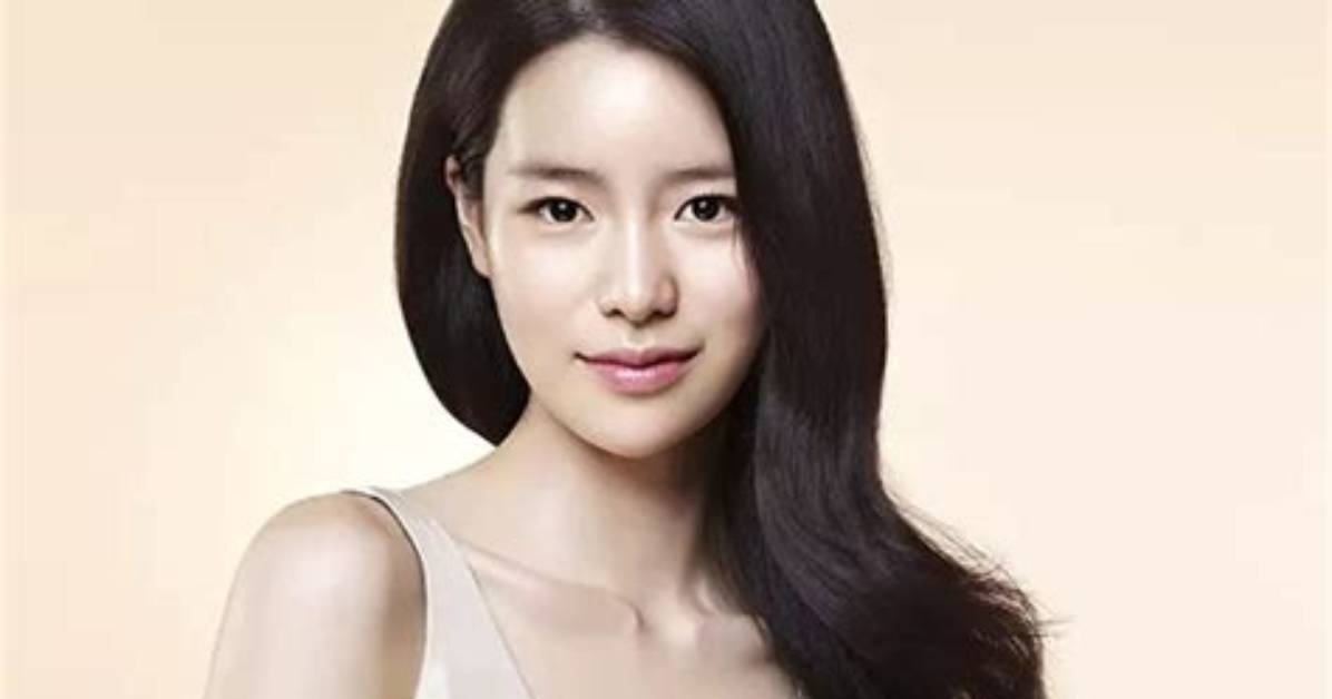 Lim Ji-Yeon Bio – Facts, Age, Boyfriend, Net Worth, Family, Height