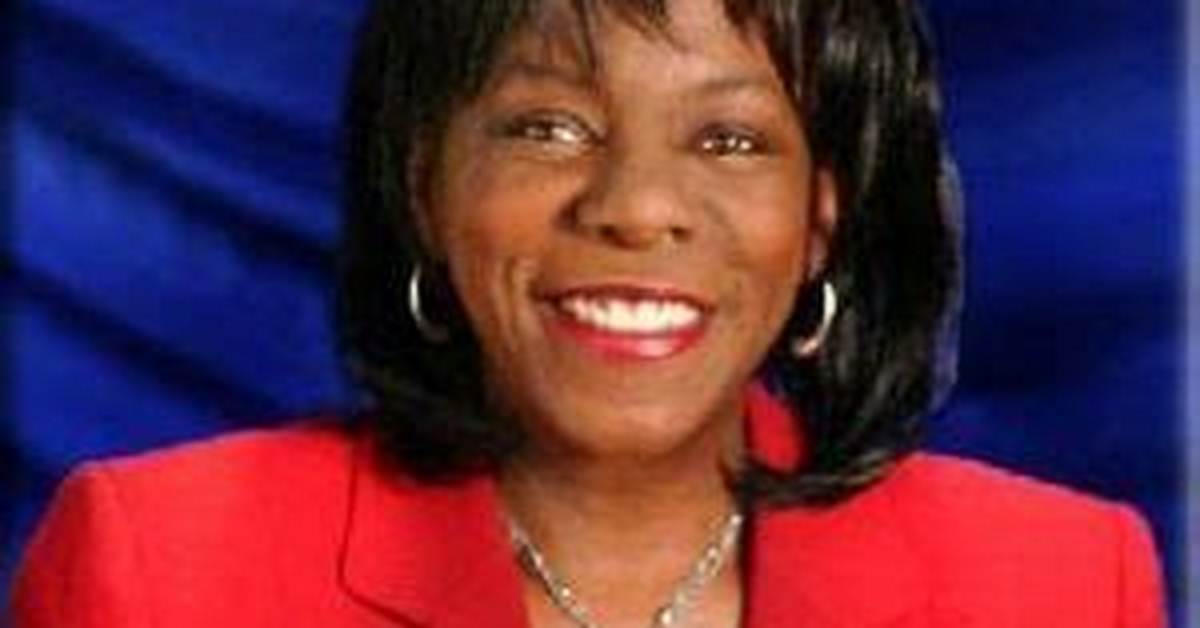 Linda Williams (Fox10) Bio, Wiki, Age, Salary, Net Worth, Husband, Height and Phoenix