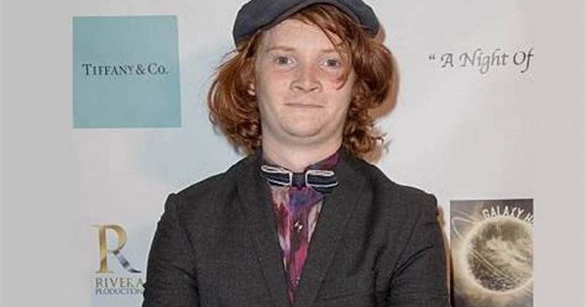 Luke Spencer Roberts Bio, Wiki, Age, Family, Wife, Movies, Tv Shows and Net Worth