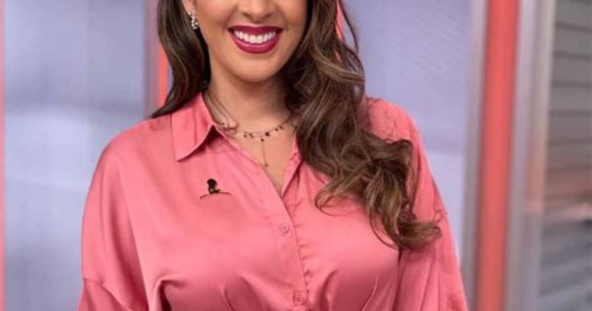 Maity Interiano Bio, Wiki, Novio, Fotos, Univision, Despierta America, and Net Worth