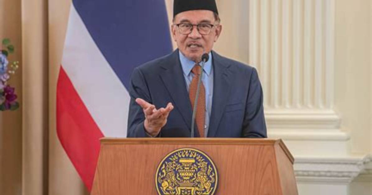 Malaysian Prime Minister Under Investigation for Hiding Billions