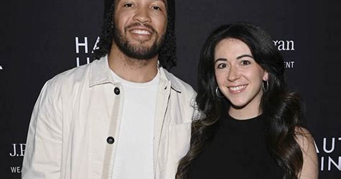 Meet Derek Brunson Wife Kayla Mork on Instagram – Net Worth and Salary Amount