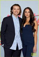 Mia Scholink – Joel Courtney Girlfriend Turned Fiance
