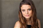 Mia Vallet