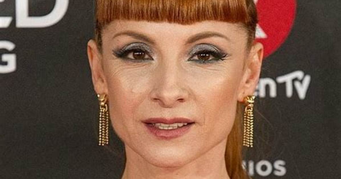Najwa Nimri Biography, Age, Husband, Son, Movies and Money Heist