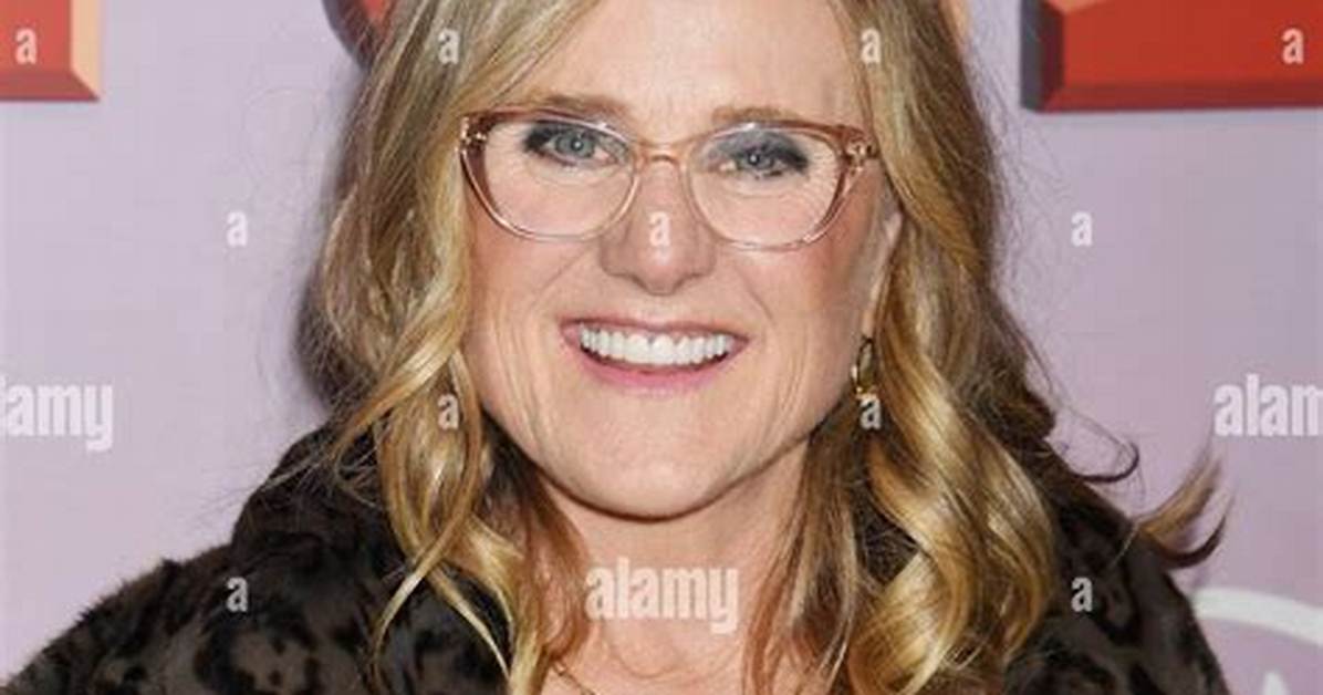 Nancy Cartwright’s Net Worth, Biography, Fact, Career, Awards and Life Story