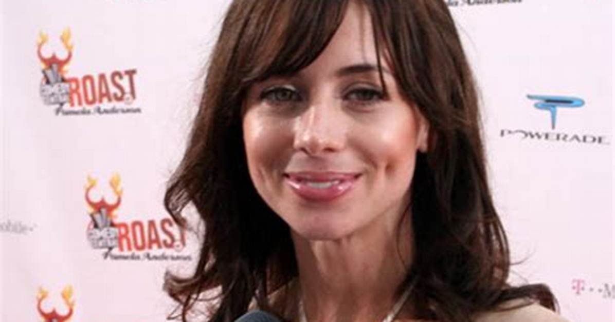Natasha Leggero(Comedian) Bio, Age, Height, Husband, Baby, Movies Tv Shows