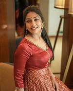 Navya Nair Height, Weight, Net Worth, Age, Birthday, Wikipedia, Who, Instagram, Biography