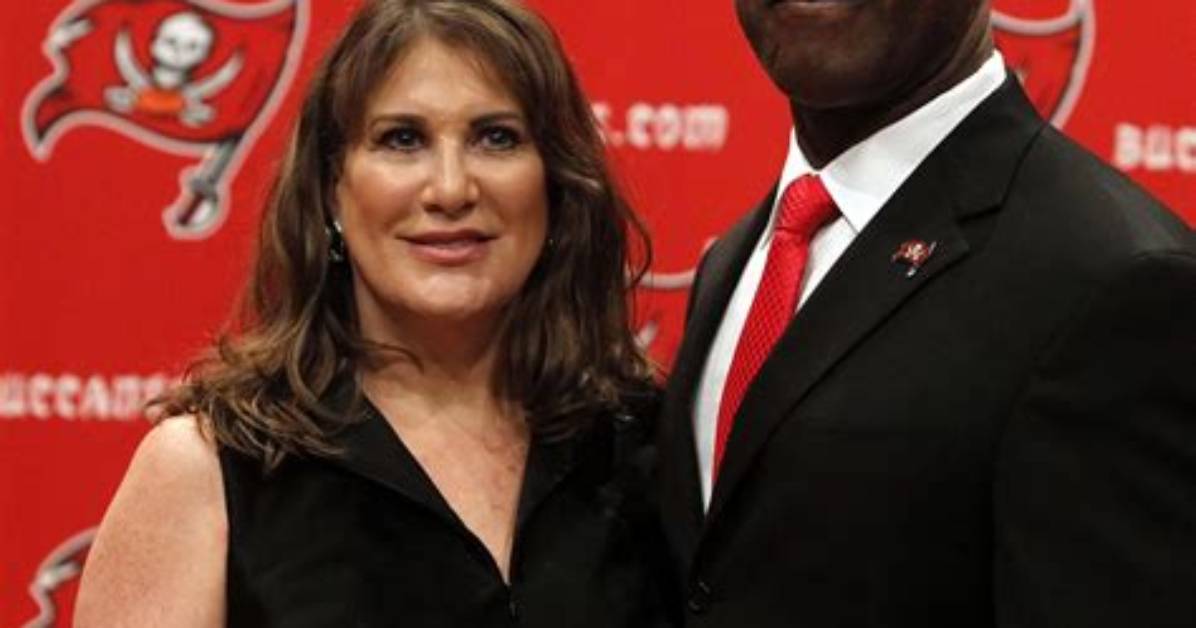 Nfl Coach Lovie Smith Wife Maryanne Smith Seems Younger Than Him- Know About Their Age Difference