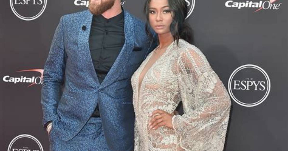 Nfl Travis Kelce Wife: Is He Married in 2023 After Breaking up with Kayla Nicole?
