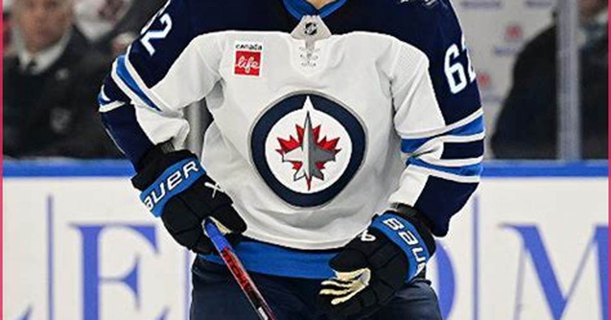 Nino Niederreiter Age, Wikipedia, Biography, Children, Salary, Net Worth, Parents.