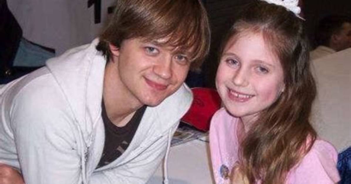 Noah Earles Bio, Wiki, Age, Height, Parents, Siblings, Boyfriend, and Net Worth.