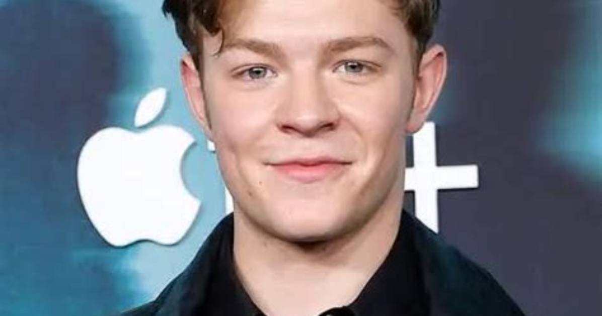 Oakes Fegley Bio, Age, Height, Parents, Girlfriend, Pete’s Dragon, Net Worth, Movies and Tv Shows