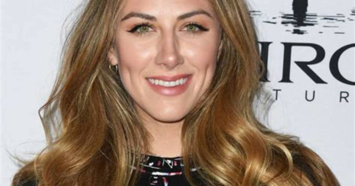Perry Mattfeld Bio, Age, Parents, Education, Dancing, Boyfriend, Net Worth, Height, in the Dark